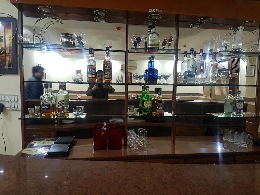 Hotel Park Inn Chandīgarh Extérieur photo