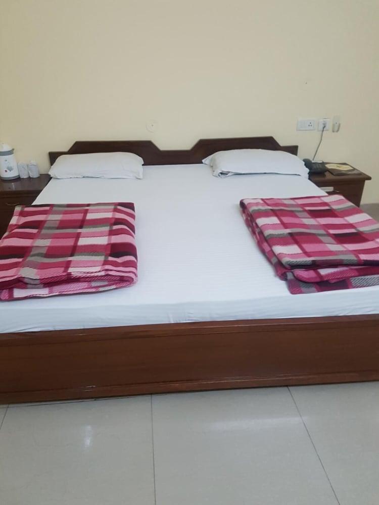 Hotel Park Inn Chandīgarh Extérieur photo