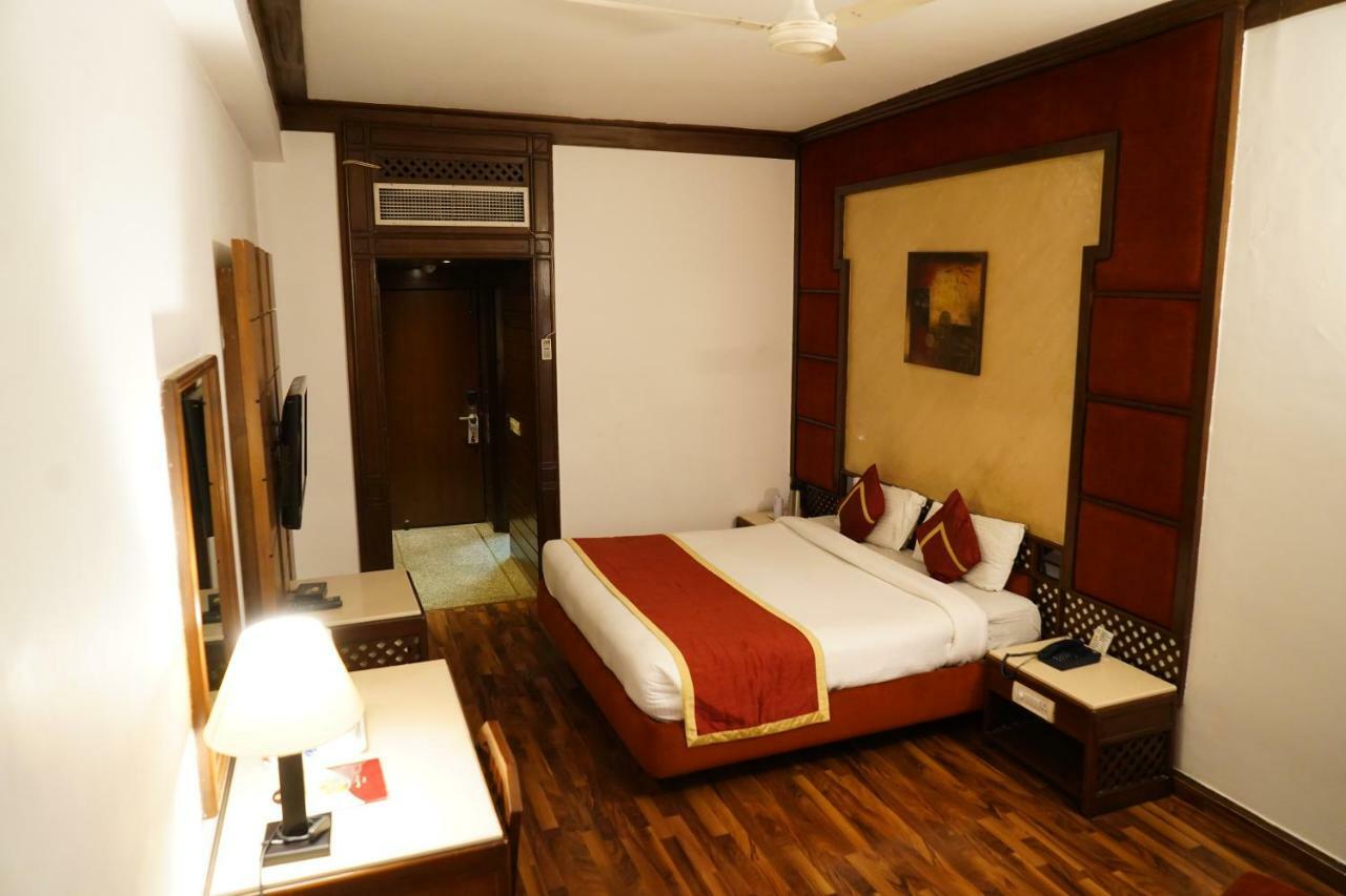 Hotel Park Inn Chandīgarh Extérieur photo