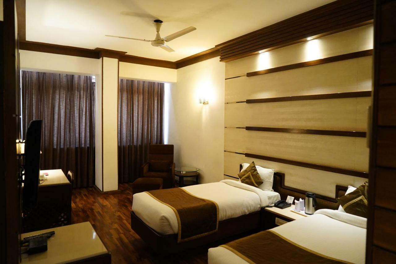Hotel Park Inn Chandīgarh Extérieur photo
